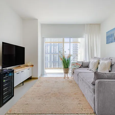 Intempo Next Golden Tower Μπένιντορμ