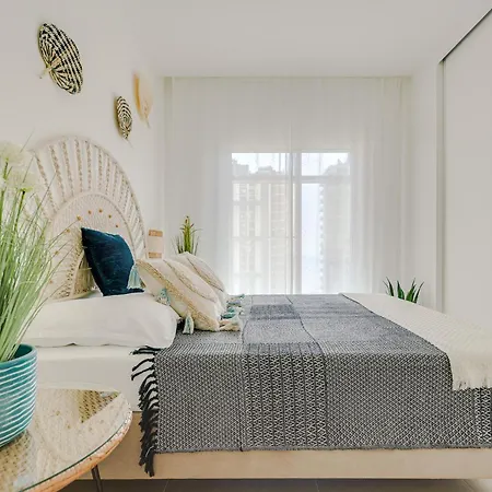 Intempo Next Golden Tower *